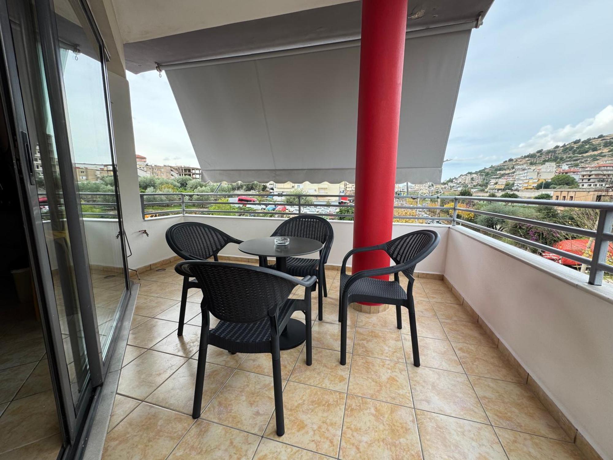 Flora Apartments Sarandë Esterno foto